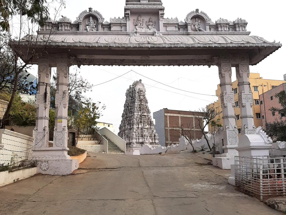 008_20Shivalayam_20Temple_20Manikonda.jpg 9