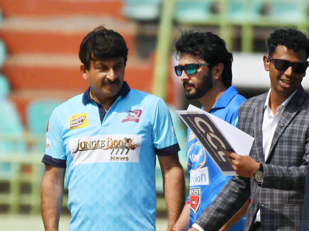 Celebrity_20Cricket_20League_20Photos_11.jpg 12