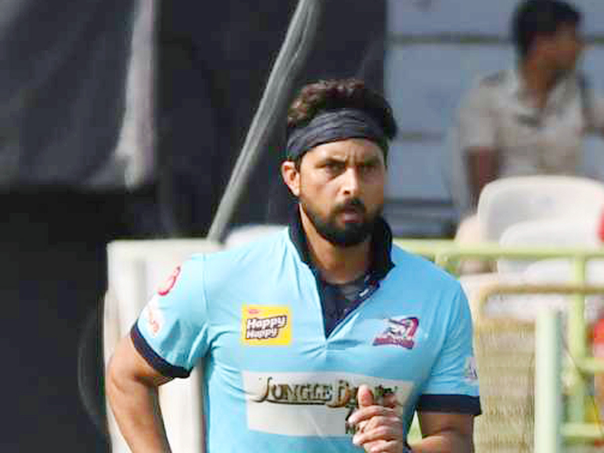 Celebrity_20Cricket_20League_20Photos_3.jpg 4