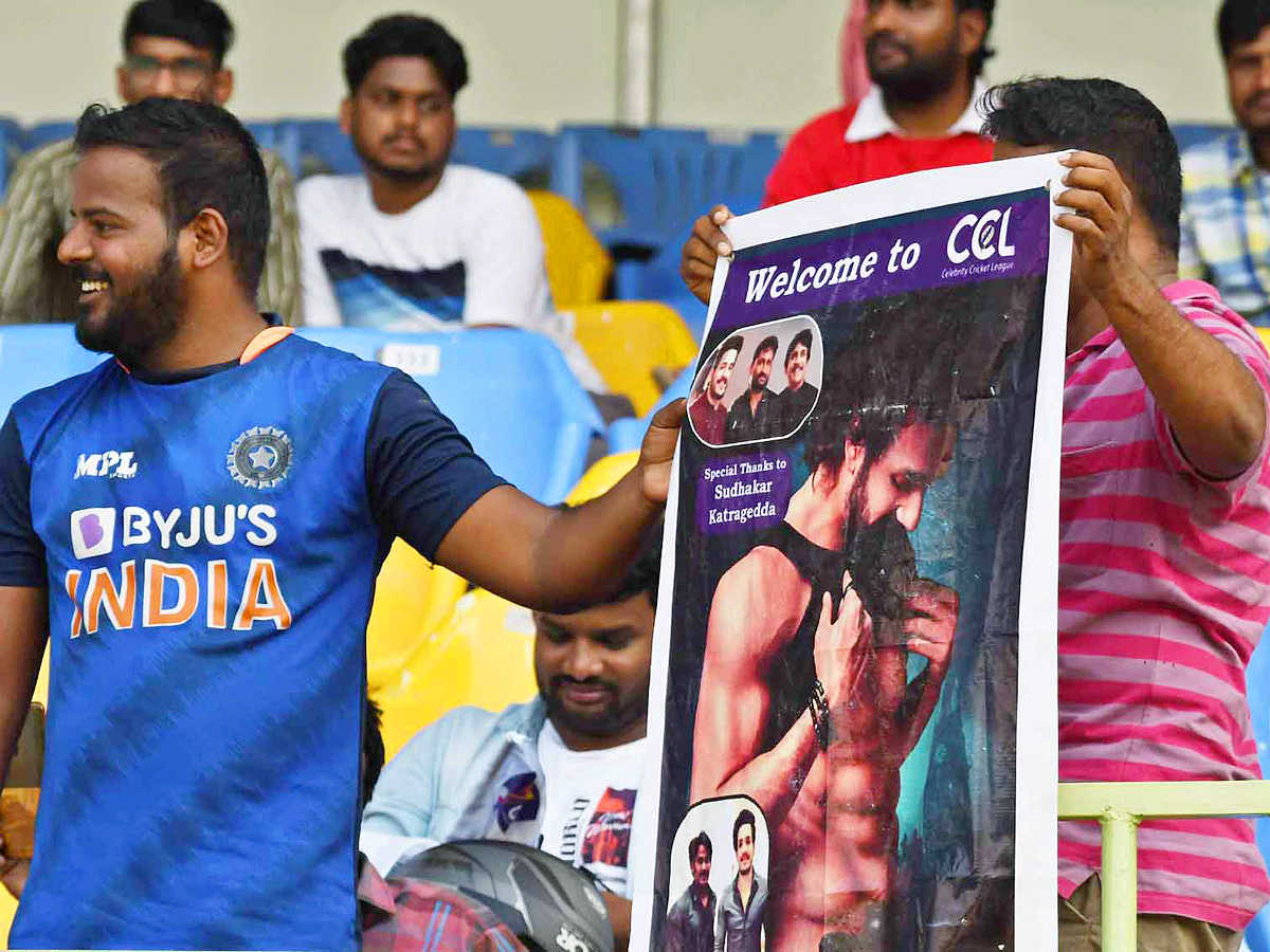 Celebrity_20Cricket_20League_20Photos_6.jpg 7