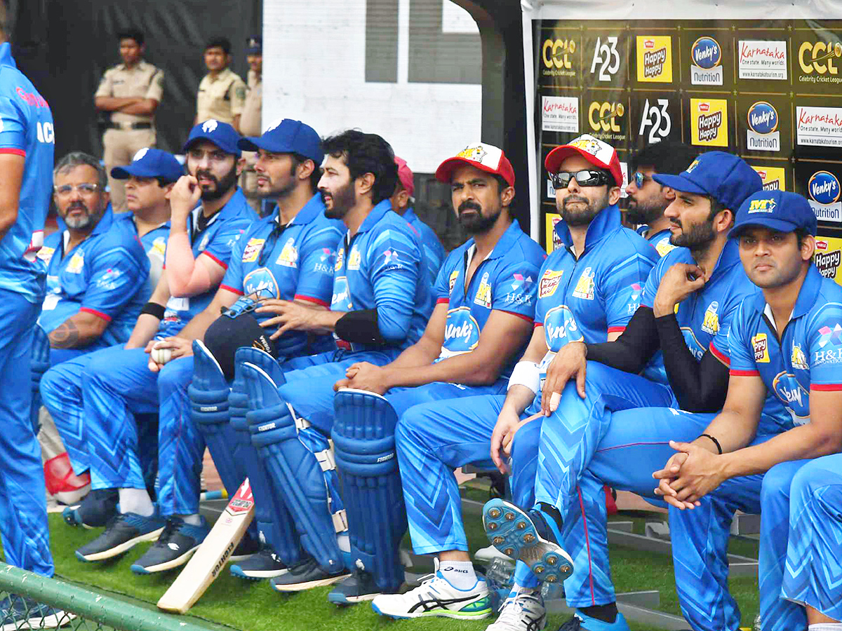 Celebrity_20Cricket_20League_20Photos_7.jpg 8