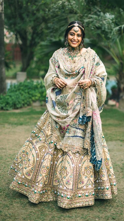 Swara_20Bhaskar_20Latest_20Pics_15.jpg 14