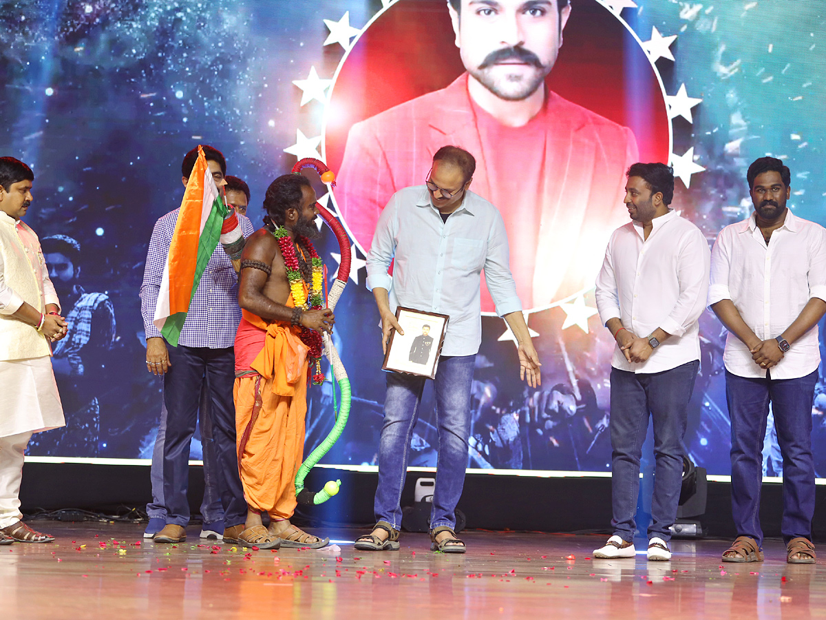 Ramcharan_20Birthday_20celebrations_20Photos_25.jpg 26