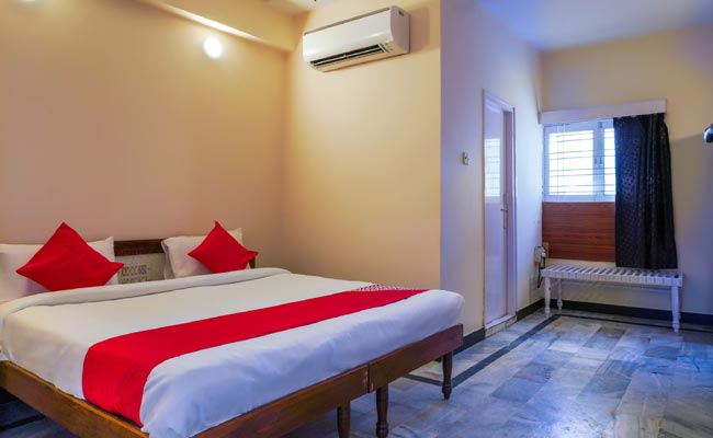 Police-Raid-Oyo-Rooms.jpg