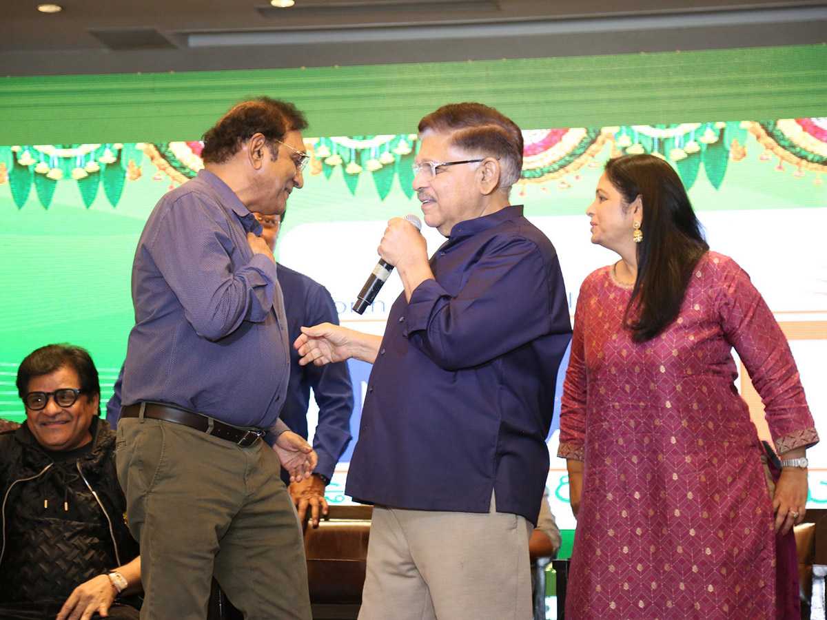 America_20Telugu_20Sambaralu_20Pressmeet_20Stills_6.jpg 6