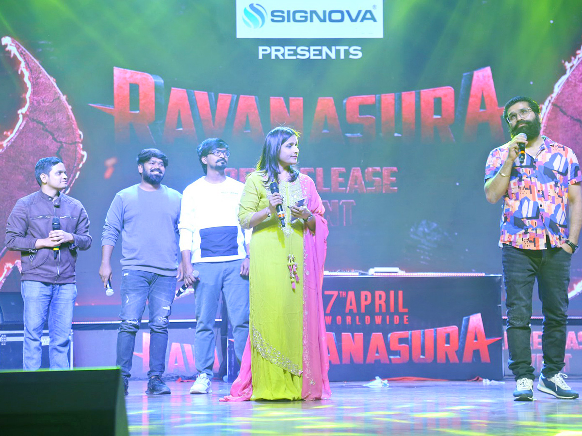 Ravanasura_20Pre_20Release_20Event_20Photos_17.jpg 18