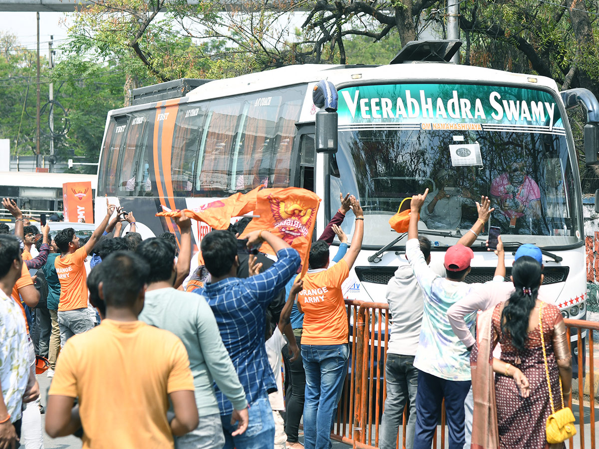 21.jpg 22