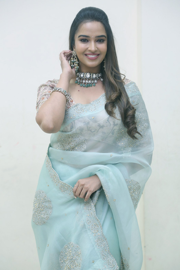 Poojitha_20Ponnada_20Latest_20Photos_16.jpg 16