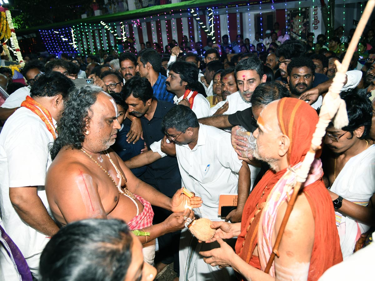 Simhachalam_20Varaha_20Lakshmi_20Narasimha_20Swamy_20Kalyanotsavam_12.jpg 11
