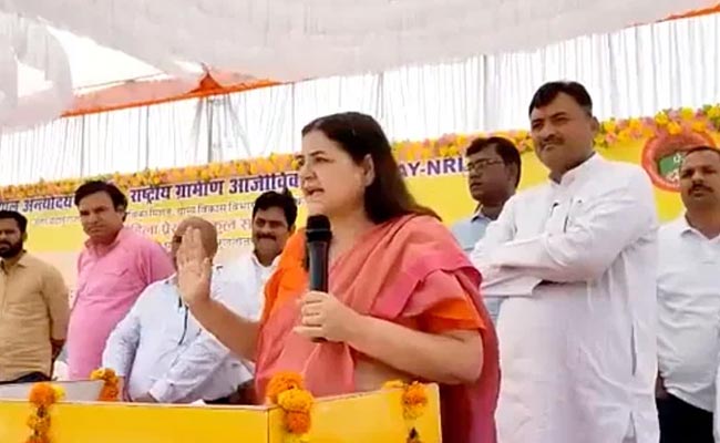 maneka-gandhi.jpg