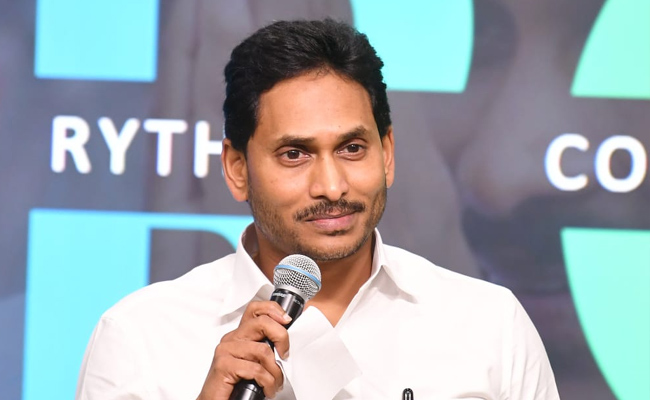CM-YS-JAGAN.jpg
