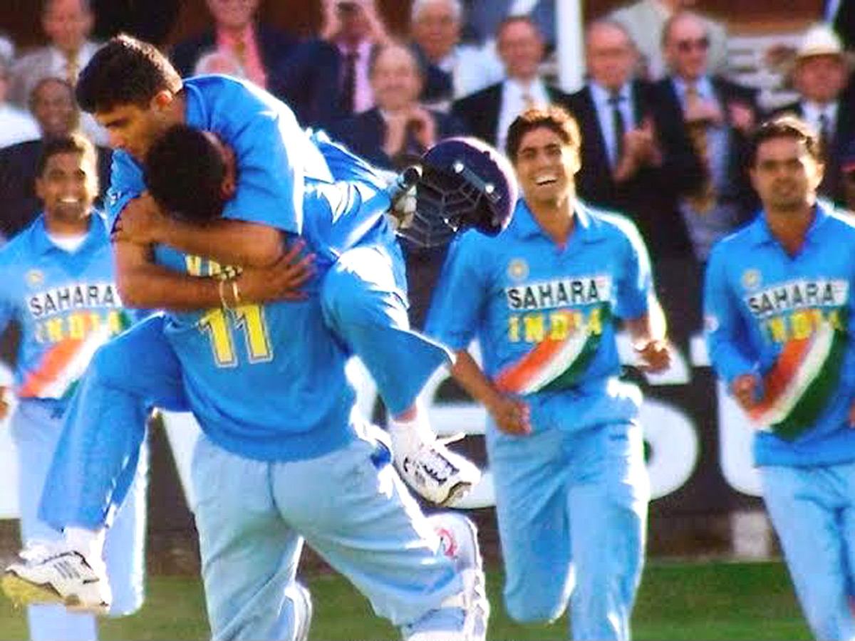 Mohammad_20Kaif_20Rare_20Picture_14.jpg 14