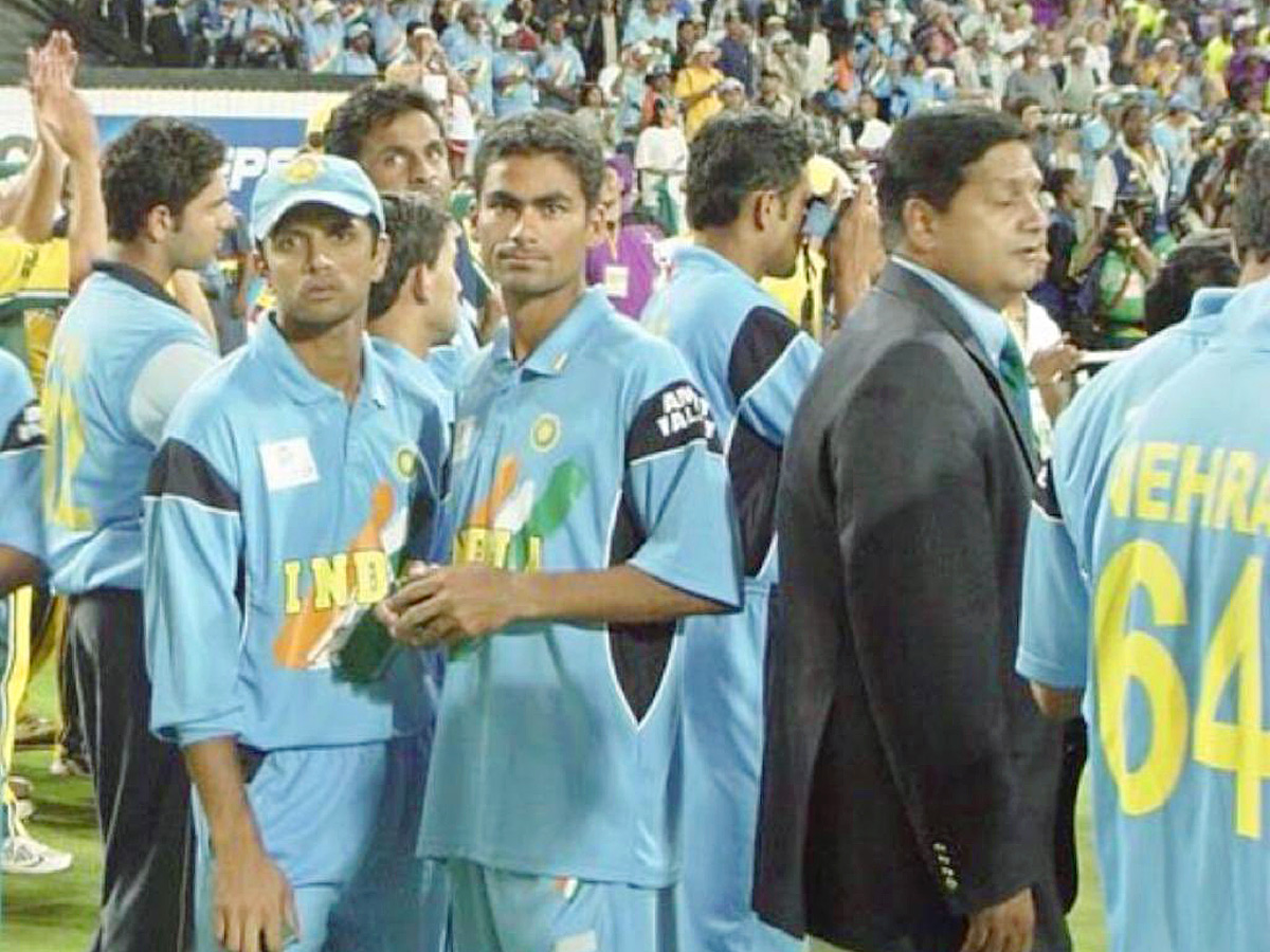 Mohammad_20Kaif_20Rare_20Picture_17.jpg 17