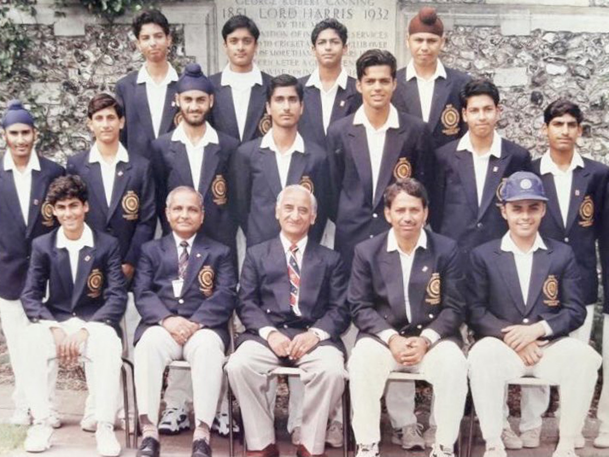 Mohammad_20Kaif_20Rare_20Picture_7.jpg 7