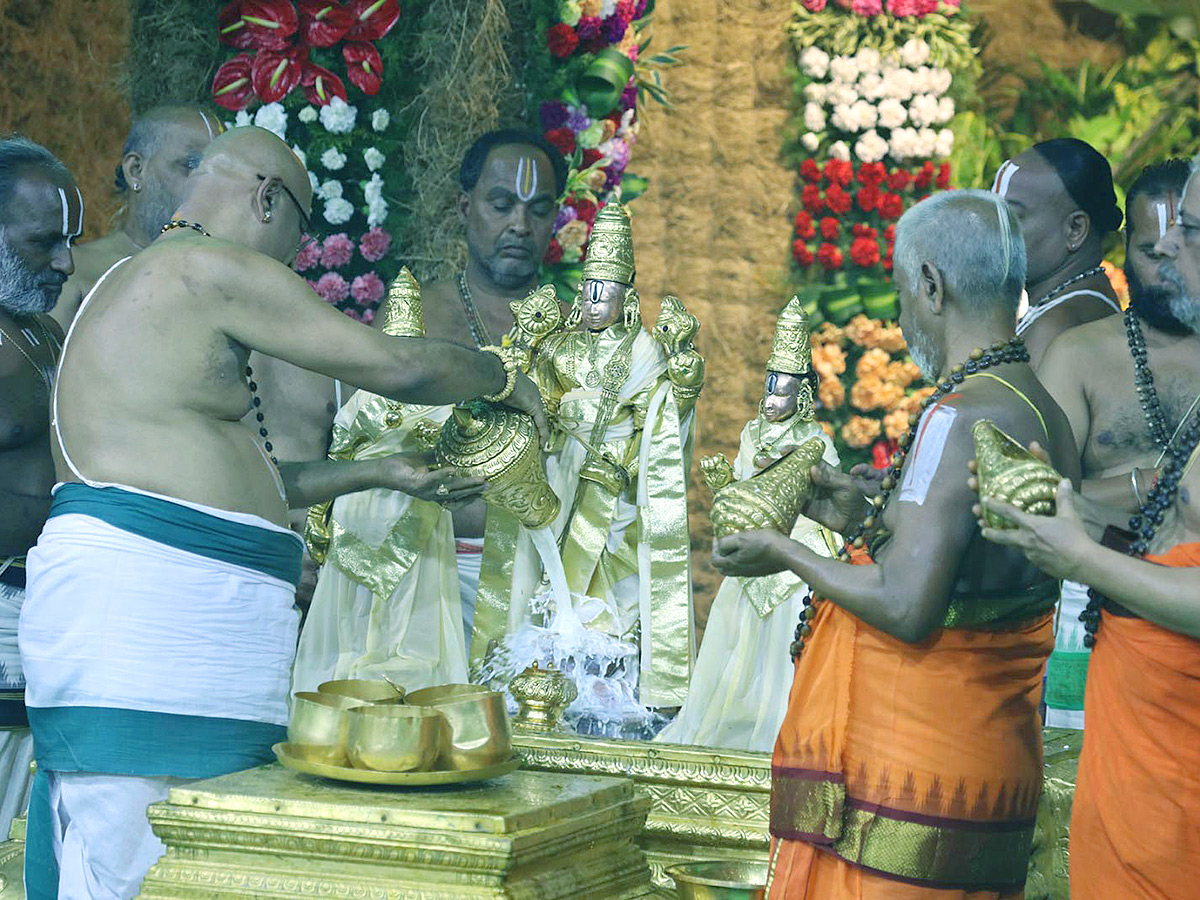 Tirumala_20Srivari_20Varshika_20Vasanthotsavam_202023_4.jpg 4