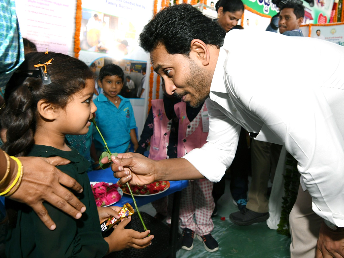 CM_20YS_20Jagan_20Launches_20Family_20Doctor_20Programme_20Photos_23.jpg 24