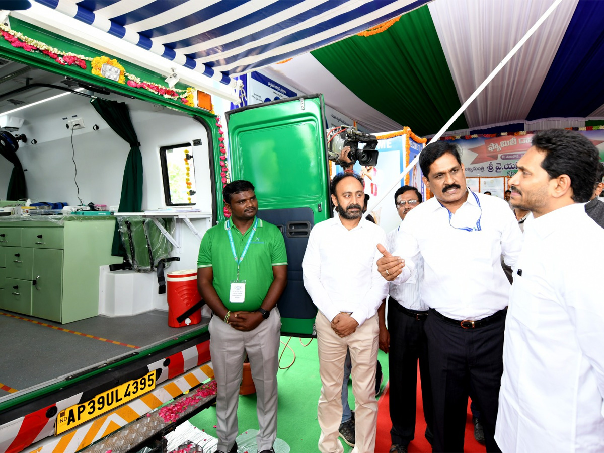 CM_20YS_20Jagan_20Launches_20Family_20Doctor_20Programme_20Photos_7.jpg 8