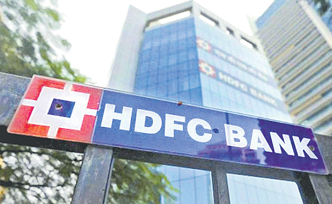 HDFC-BANK67-366.jpg
