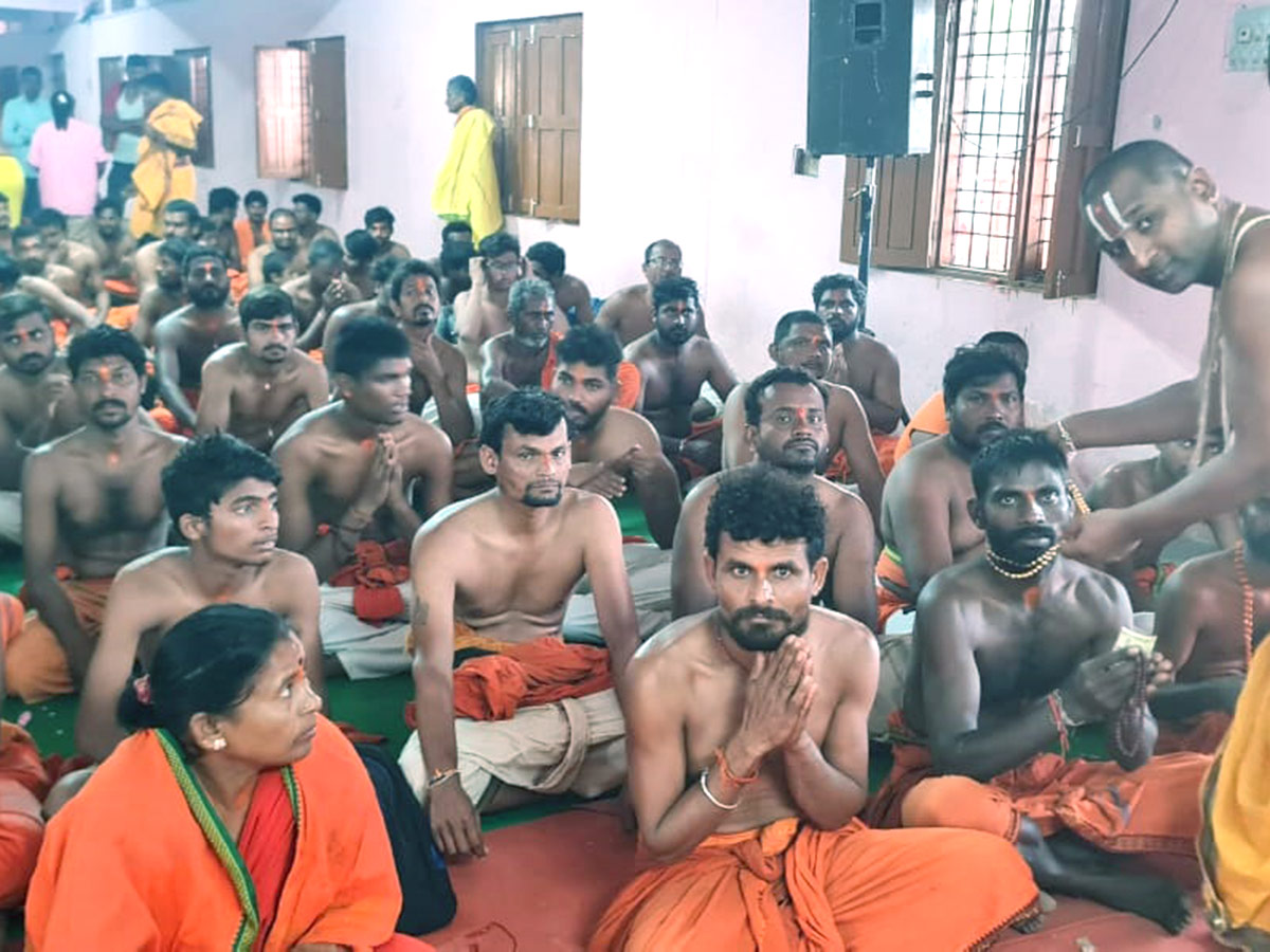 Kondagattu_20Anjaneya_20Swamy_20Temple_20Photos_14.jpg 13
