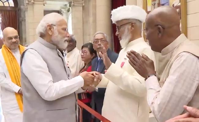Modi_Karnataka_Artist_Video.jpg