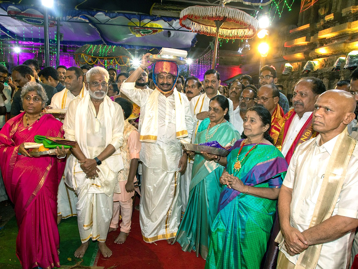 Vontimitta_20Kodandarama_20Kalyanam_20Photos_21.jpg 20