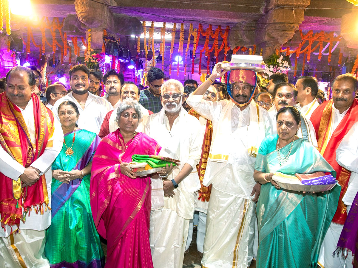 Vontimitta_20Kodandarama_20Kalyanam_20Photos_34.jpg 33