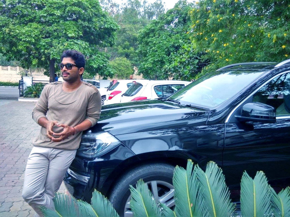 Tollywood_20ActorAllu_20Arjun_20unseen_20photos_39.jpg 38