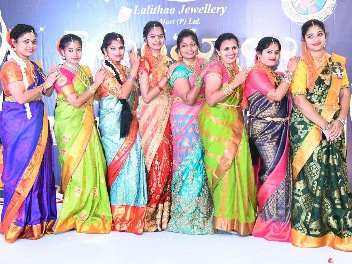 Telugu_20Ammayi_20Auditions_20at_20Visakhapatnam_2.jpg 2