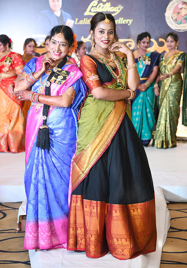 Telugu_20Ammayi_20Auditions_20at_20Visakhapatnam_4.jpg 4