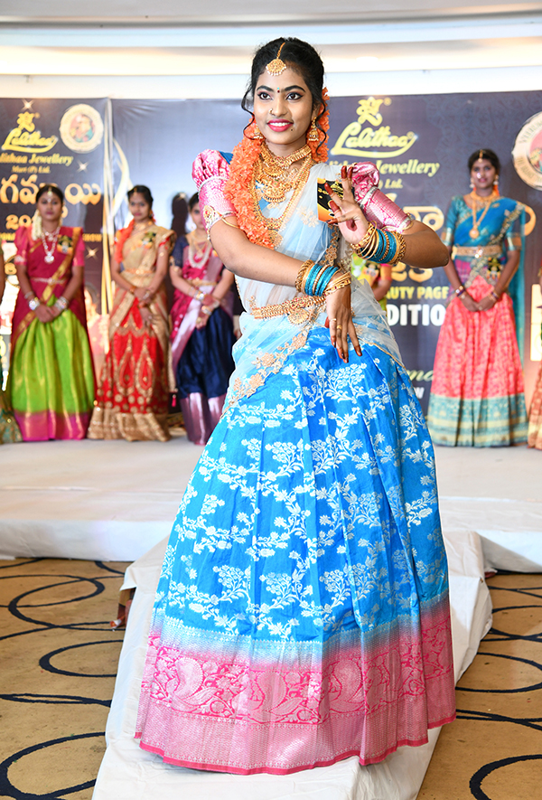 Telugu_20Ammayi_20Auditions_20at_20Visakhapatnam_6.jpg 6
