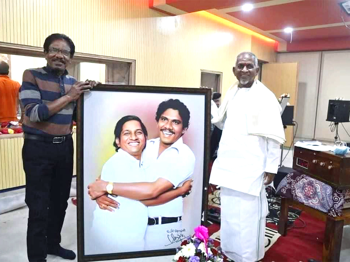 Music_20Director_20Ilayaraja_20Rare_20Photos_43.jpg 42