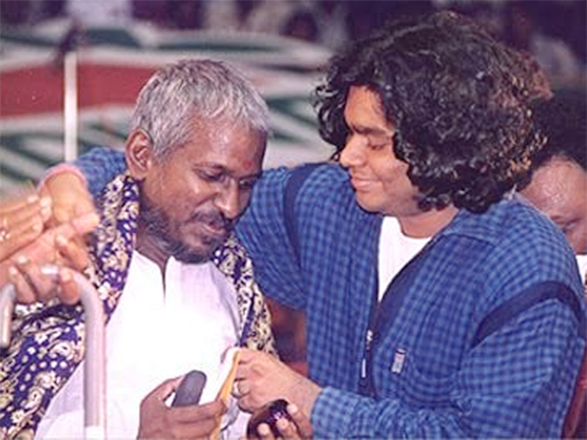 Music_20Director_20Ilayaraja_20Rare_20Photos_51.jpg 49