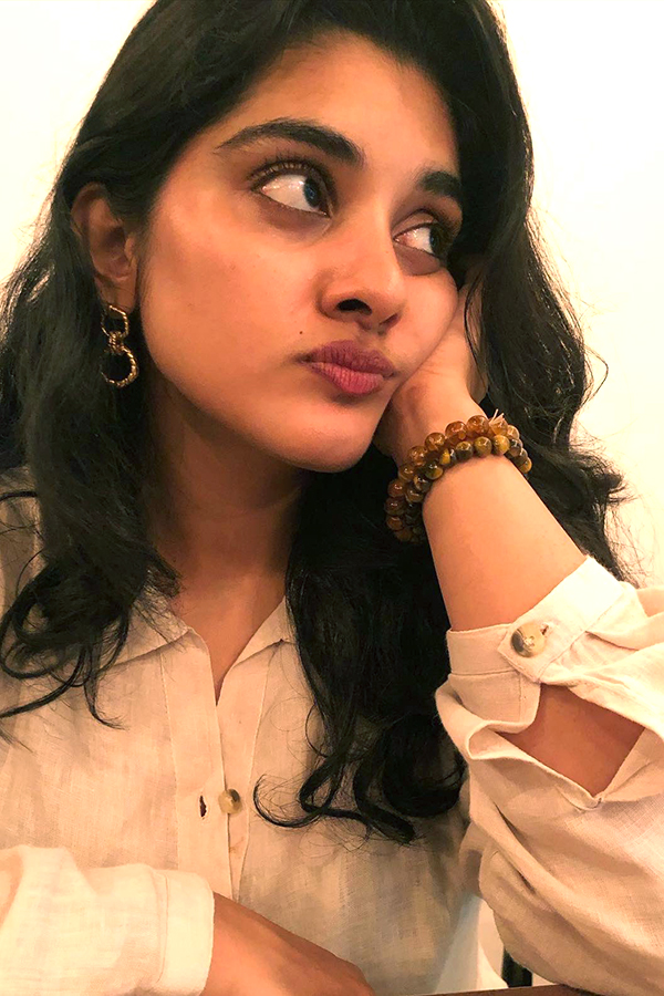 Nivetha_20Thomas_20Latest_20Pics_17.jpg 16