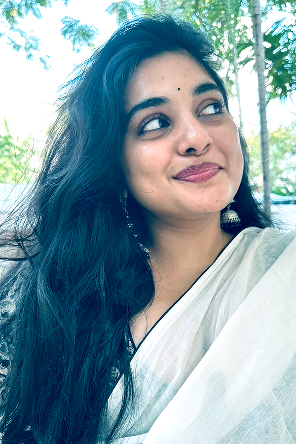 Nivetha_20Thomas_20Latest_20Pics_2.jpg 2