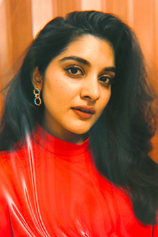 Nivetha_20Thomas_20Latest_20Pics_21.jpg 19