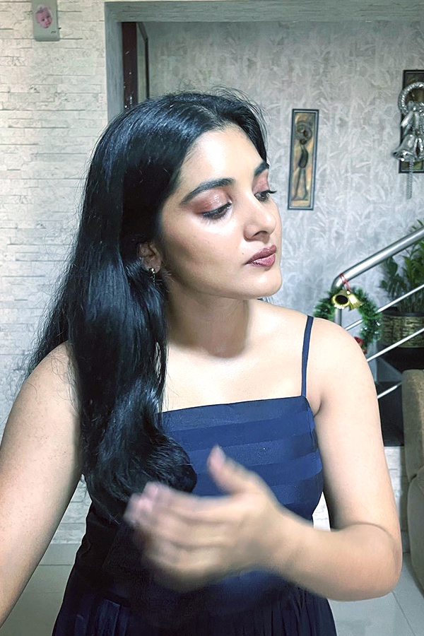 Nivetha_20Thomas_20Latest_20Pics_27.jpg 25
