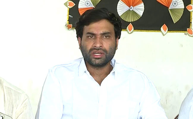 Devineni-Avinash.jpg
