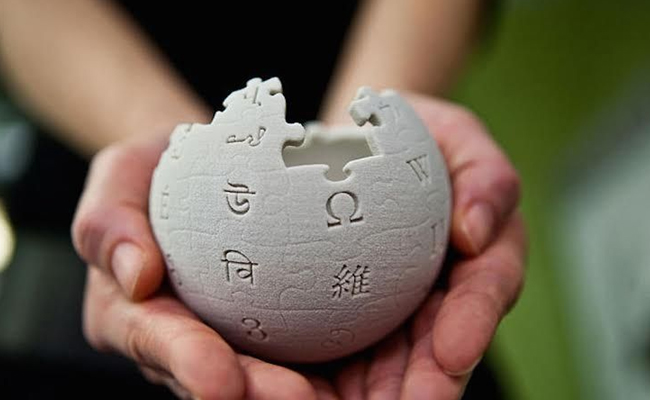 Wikimedia_wikipedia_Fine_Ru.jpg