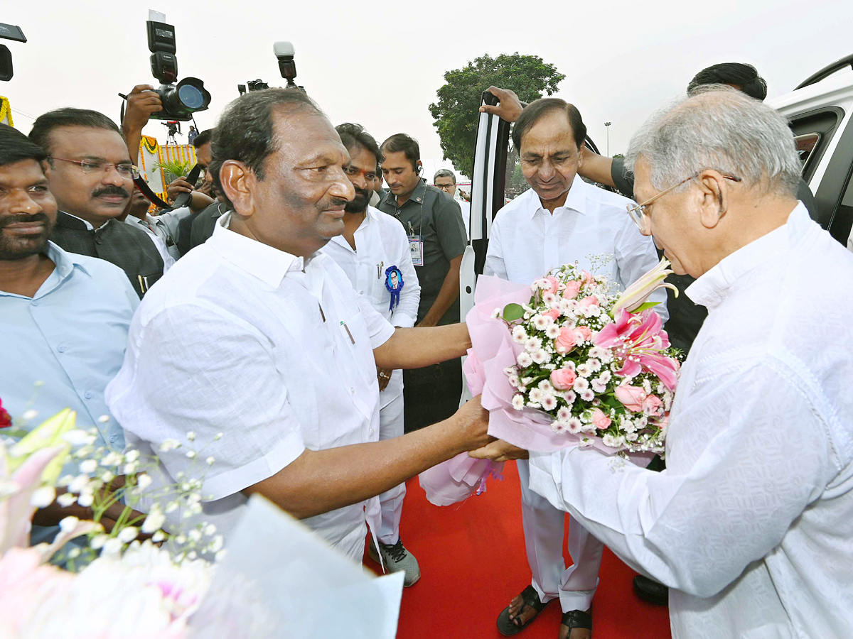 CM_20KCR_20Inaugurated_20Ambedkar_20Statue_20At_20Tank_20Bund_20Photos_27.jpg 28
