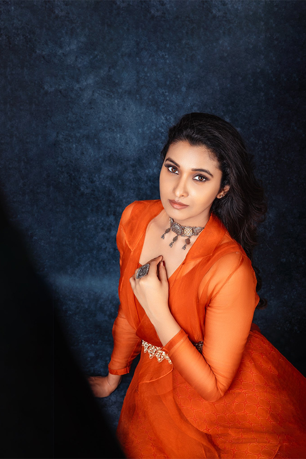 Priya_20Bhavani_20Shankar_20New_20Images_16.jpg 16