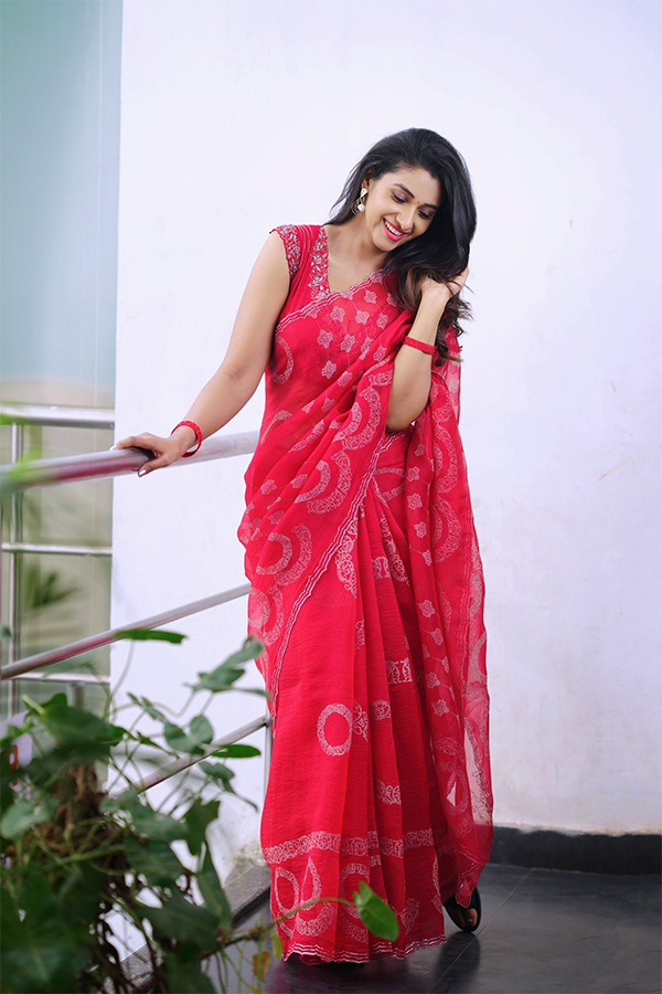 Priya_20Bhavani_20Shankar_20New_20Images_21.jpg 21