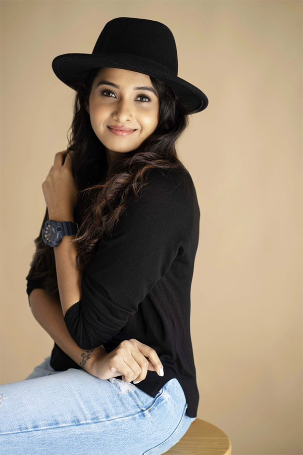Priya_20Bhavani_20Shankar_20New_20Images_8.jpg 8