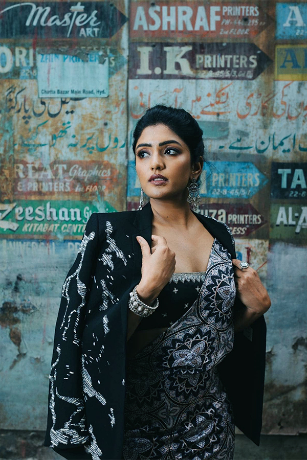 Actress_20Eesha_20Rebba_20Photos_11.jpg 11