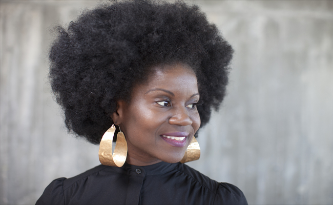African_20Lady_20Crowny_20Hair_01.jpg