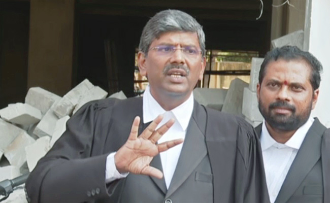 lawyer.jpg
