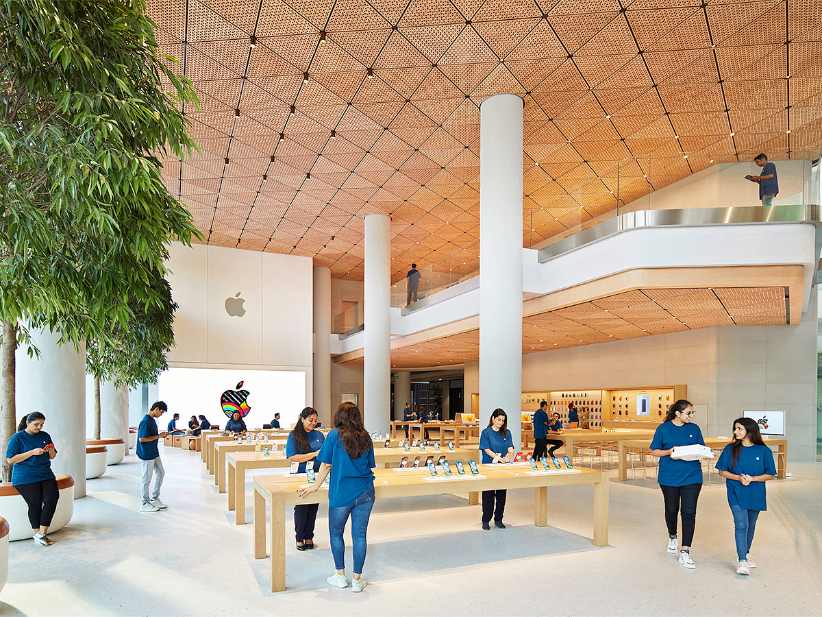 Apple-BKC-Mumbai-India-media-preview-interior.jpg 33