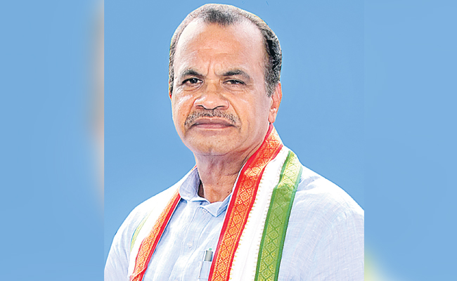 KOMATIREDDY.jpg