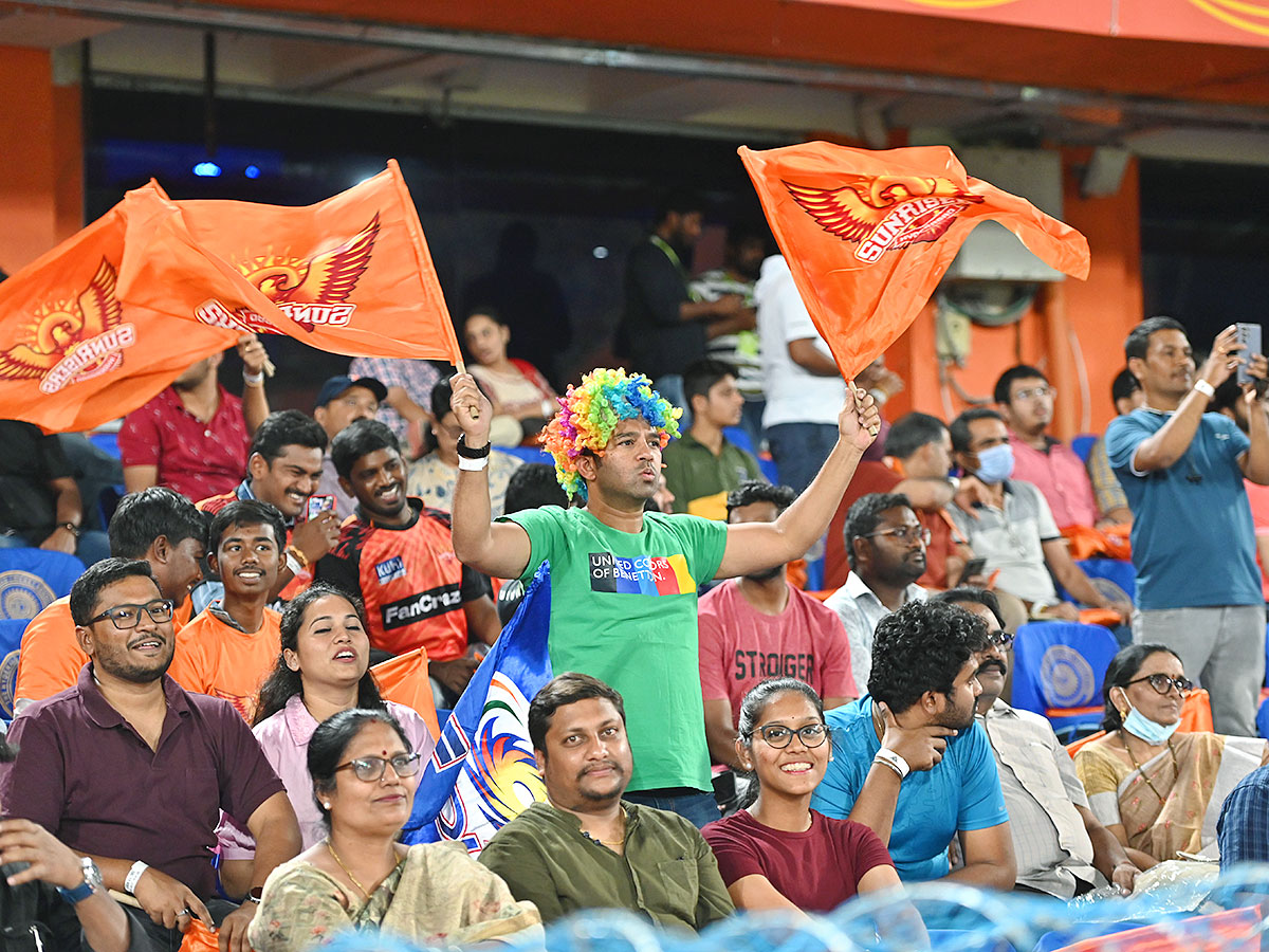 IPL_202023_20Match_20Between_20SRH_20And_20MI_20In_20Uppal_20Stadium_20Hyderabad_3.jpg 3