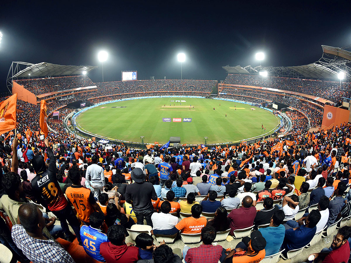 IPL_202023_20Match_20Between_20SRH_20And_20MI_20In_20Uppal_20Stadium_20Hyderabad_35.jpg 34