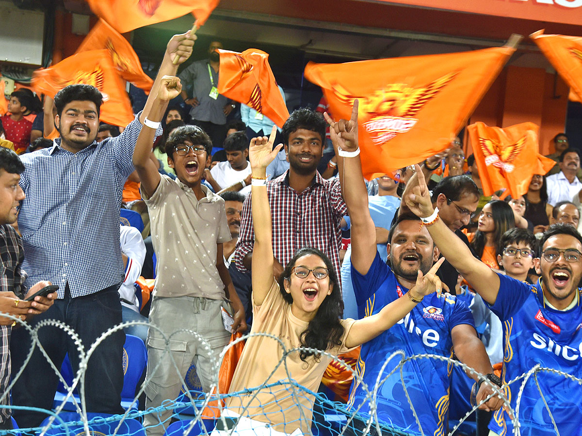IPL_202023_20Match_20Between_20SRH_20And_20MI_20In_20Uppal_20Stadium_20Hyderabad_36.jpg 35